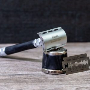 Feather Wood Handle Stainless Double Edge Razor with Wood Stand