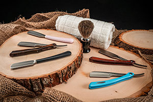 Discover the Difference Between Feather Artist Club Razors