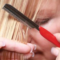 Feather Styling Razor Texturizing Razor Cutting Blonde Hair