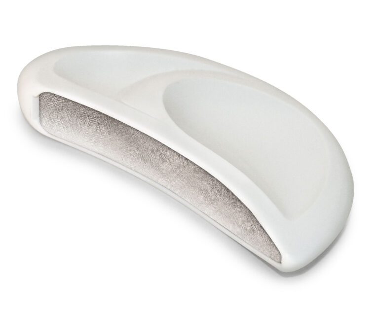 Seki Edge Large Rounded Nail File (SS-405) fits in palm of hand